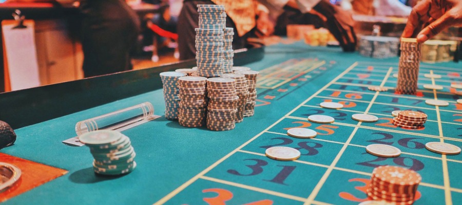 Large Increasing in Online Gambling: Would the End of This Year Be as the Previous?