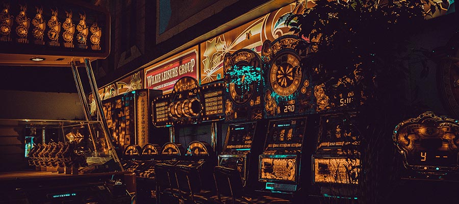 Common Gambling and Casino Myths