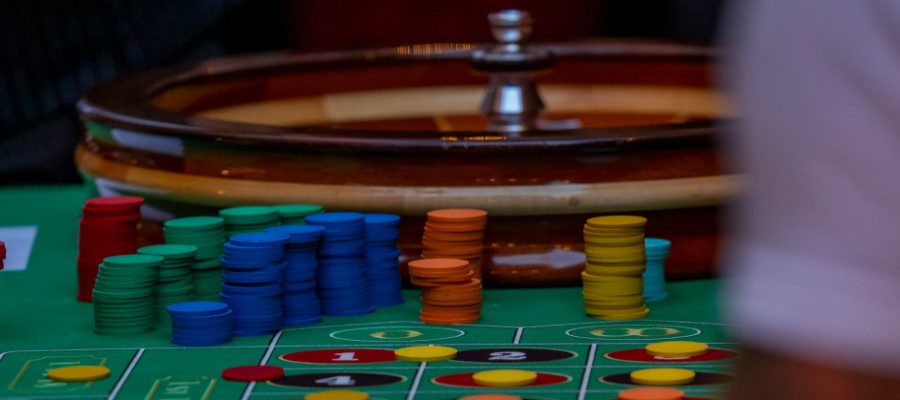 What to Check Before Claiming a 200% Deposit Bonus in the UK